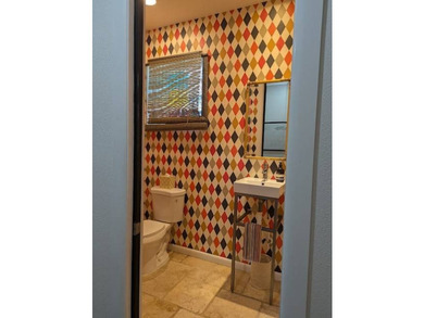 Modern Beautiful Beachside 2 Story Home. Walk 200 yards from - photo 8