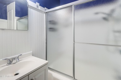 Income-producing Biloxi investment opportunity! This versatile - photo 9