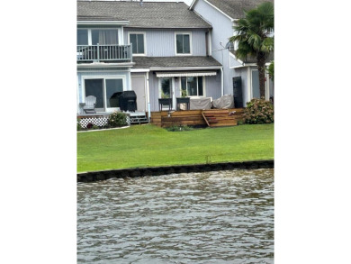 Lake Home For Sale in Ninety Six, South Carolina