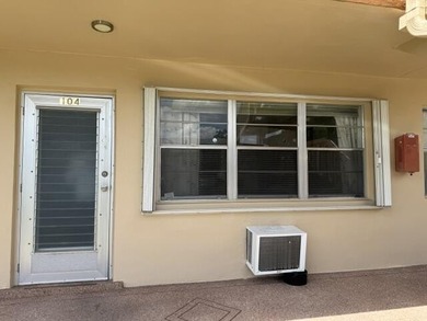 Welcome to easy living in Century Village! Move-in ready - photo 2
