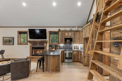 Charming Arts & Crafts mountain cabin in the prestigious gated - photo 14