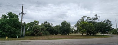 Perfect Location for a LIVE/WORK OPPORTUNITY! Waterfront - photo 18