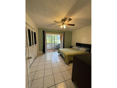 Welcome to easy living in Century Village! Move-in ready - photo 9