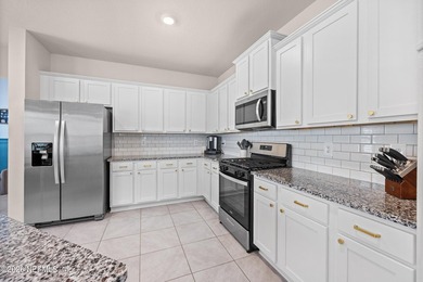 Opportunities like this are rare. This residence features the - photo 3