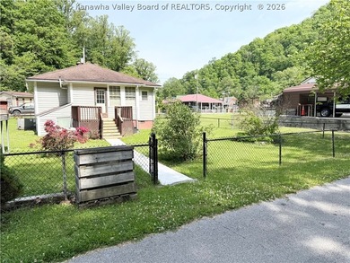 Come give this home some TLC. Central to Boone County or Beckley - photo 12