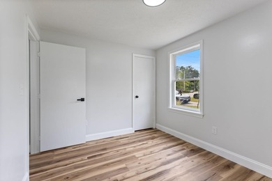 Thoughtful renovations inside and out give this Kennebunk Cape a - photo 19