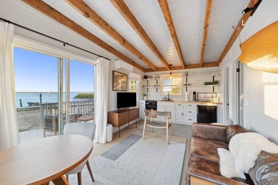 Bayfront Restaurant & Boutique Inn Primed for the Hampton Bays - photo 23