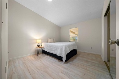 HUGE PRICE IMPROVEMENT!~ NO BOND~ GOLF FRONT~ HOME WARRANTY - photo 26