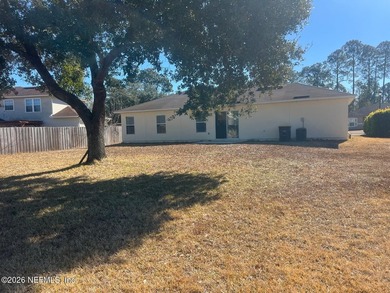 Brand-New Roof with Transferable 35-Year Shingle Warranty at - photo 7