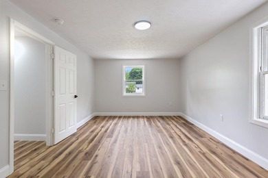 Thoughtful renovations inside and out give this Kennebunk Cape a - photo 31