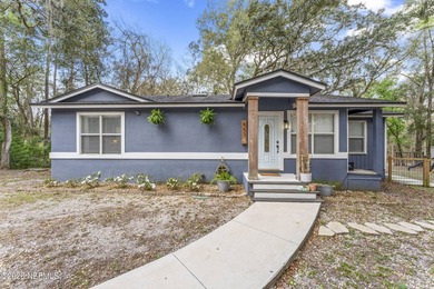 Lake Asbury Home For Sale in Green Cove Springs Florida