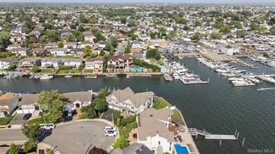 Experience exceptional waterfront living in this stunning - photo 34