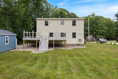 Thoughtful renovations inside and out give this Kennebunk Cape a - photo 37