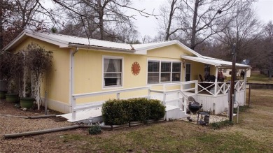 Callender Lake Home Sale Pending in Murchison Texas