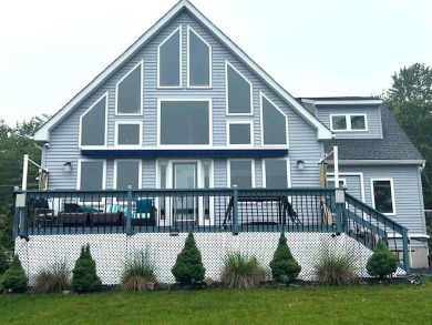 Lake Home Sale Pending in Tobyhanna, Pennsylvania
