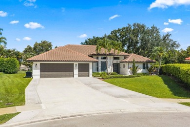 Modern luxury home in the gated community of Lacuna featuring - photo 2
