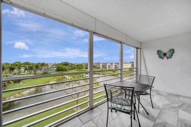 Lake Condo For Sale in Boca Raton, Florida