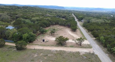 Unrestricted 1.24-acre corner lot in Lakehills offering a great - photo 12