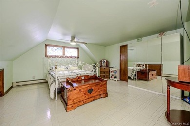 Welcome to 1815 Meadowbrook Road, Merrick, NY! This lovely cape - photo 14
