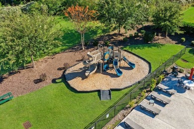 Welcome to the sought-after Garden Homes at Bella Vita, where - photo 39