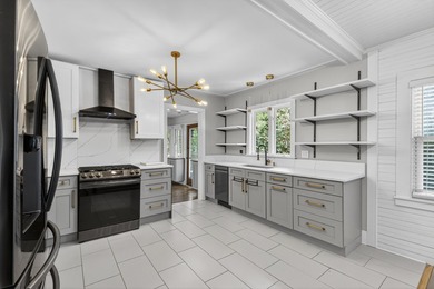 Lowcountry Sanctuary with Modern Sophistication: Your Private 1 - photo 2