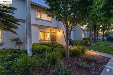 OPEN HOUSE SAT- SUN 1-4PM .Enjoy a private backyard ideal for - photo 3
