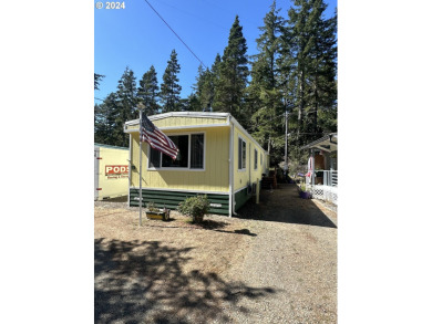 Lake Home For Sale in Florence, Oregon