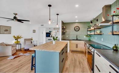 Live the extraordinary beach life. One-of-a-kind chic modern - photo 9