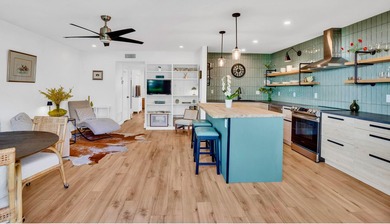 Live the extraordinary beach life. One-of-a-kind chic modern - photo 10