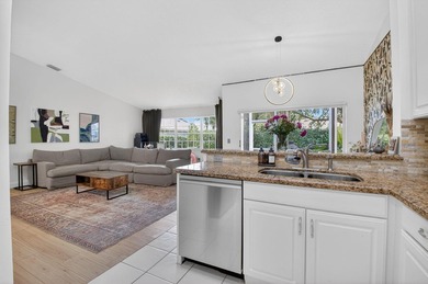 Rare corner-unit 3BR/2BA villa in Boca Country Club - No - photo 11