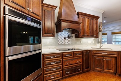 Welcome to your dream home where entertainment and relaxation - photo 15