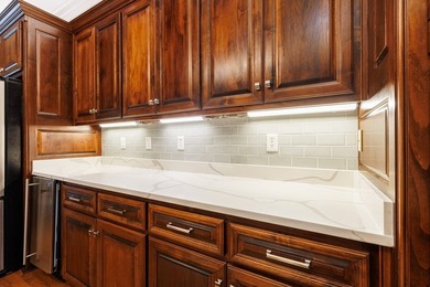 Welcome to your dream home where entertainment and relaxation - photo 18