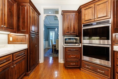 Welcome to your dream home where entertainment and relaxation - photo 20
