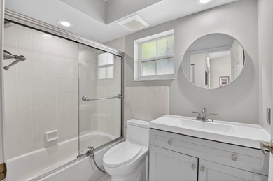 Rare corner-unit 3BR/2BA villa in Boca Country Club - No - photo 22