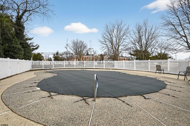 Bright and sunny one bedroom apartment on the second floor with