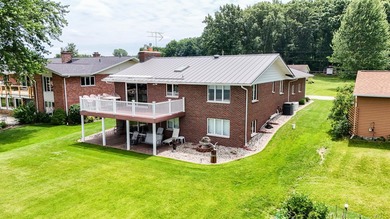 Experience exceptional lakefront living on all-sports Pleasant - photo 8