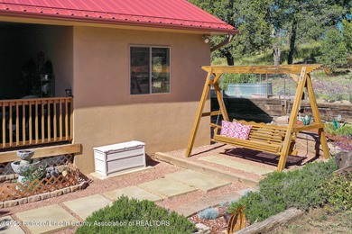 Discover your own mountain escape with this beautiful 4