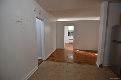 PRICED TO SELL !!! Location,Location ,Location with a very low - photo 11