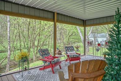Center Hill Lake LOCATION! Enjoy creekside living with this - photo 11