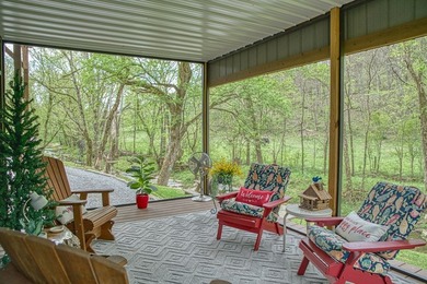 Center Hill Lake LOCATION! Enjoy creekside living with this - photo 13
