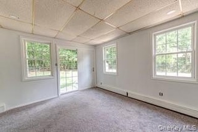 Welcome to this beautifully updated 3-bedroom, 1-bath home - photo 14