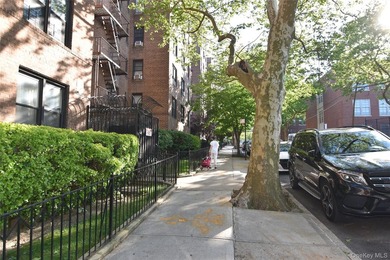 PRICED TO SELL !!! Location,Location ,Location with a very low - photo 17