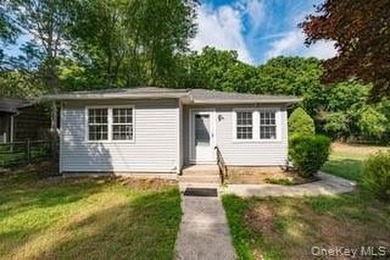 Welcome to this beautifully updated 3-bedroom, 1-bath home - photo 17