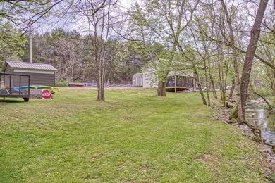 Center Hill Lake LOCATION! Enjoy creekside living with this - photo 20