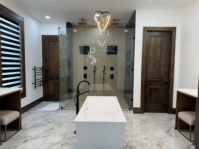 Welcome to your new luxury home! Home features: -Air conditioner - photo 22