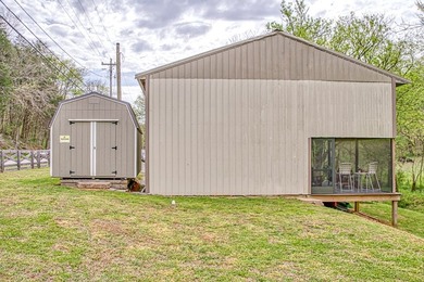Center Hill Lake LOCATION! Enjoy creekside living with this - photo 23