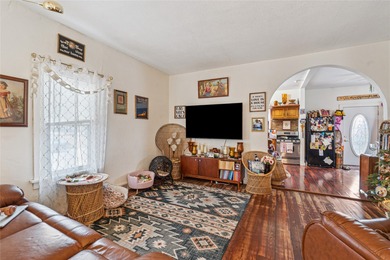 Red Rock Lake Home For Sale in Knoxville Iowa