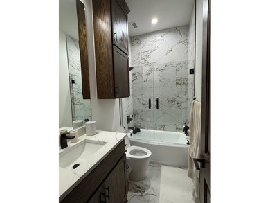 Welcome to your new luxury home! Home features: -Air conditioner - photo 33