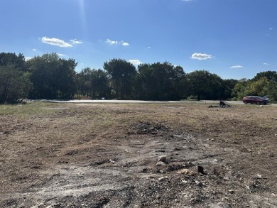 Lake Granbury Lot Sale Pending in Granbury Texas