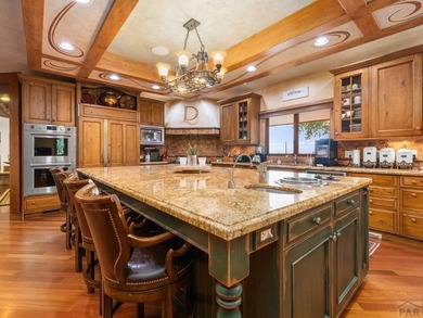 LUXURY RESORT LIVING ESTATE W/GYMNASIUM! CUSTOM BUILT BY - photo 4